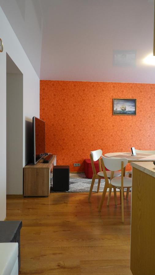 Cozy Telliskivi Apartment Near City Centre Ταλίν Εξωτερικό φωτογραφία